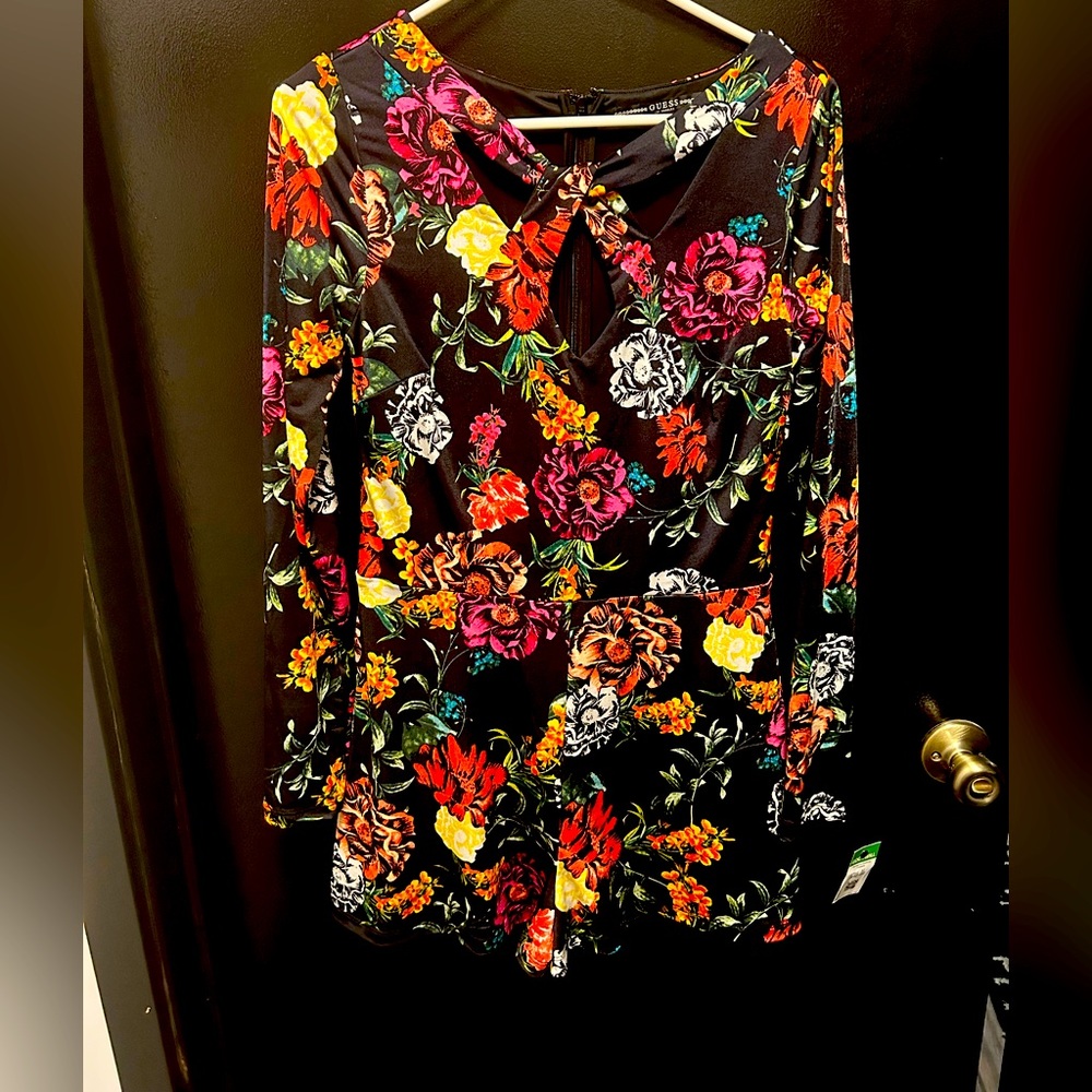 GUESS shorts romper floral